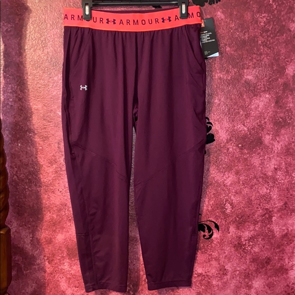 Under Armour Loose Workout Pants New with Tags OBO